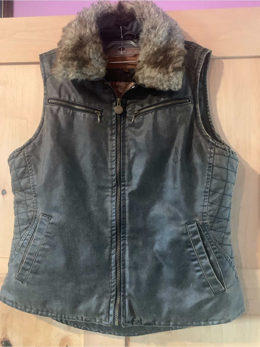 Women’s Outback Trading Co. Abington Vest ( made in USA )